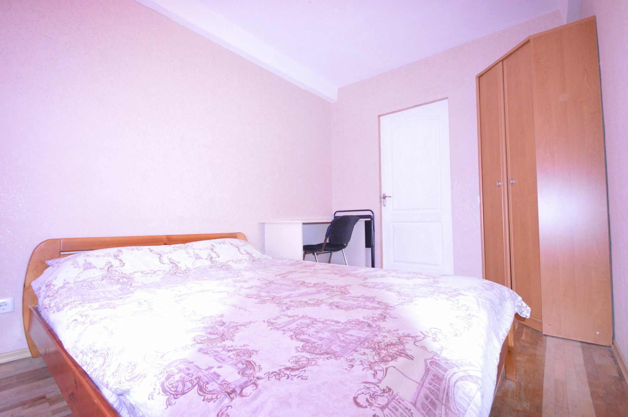 Guest House Otradny For 3 Rooms 키예프 외부 사진
